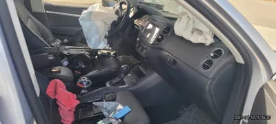 2015 Volkswagen Tiguan 095KMWVGZZZ5NZFW6 VIN:095KMWVGZZZ5NZFW6