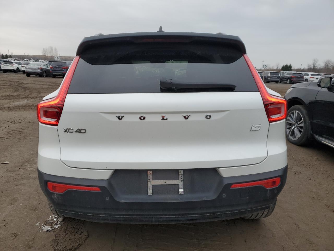 2022 VOLVO XC40 P8 RECHARGE PLUS VIN:YV4ED3UR7N2687023