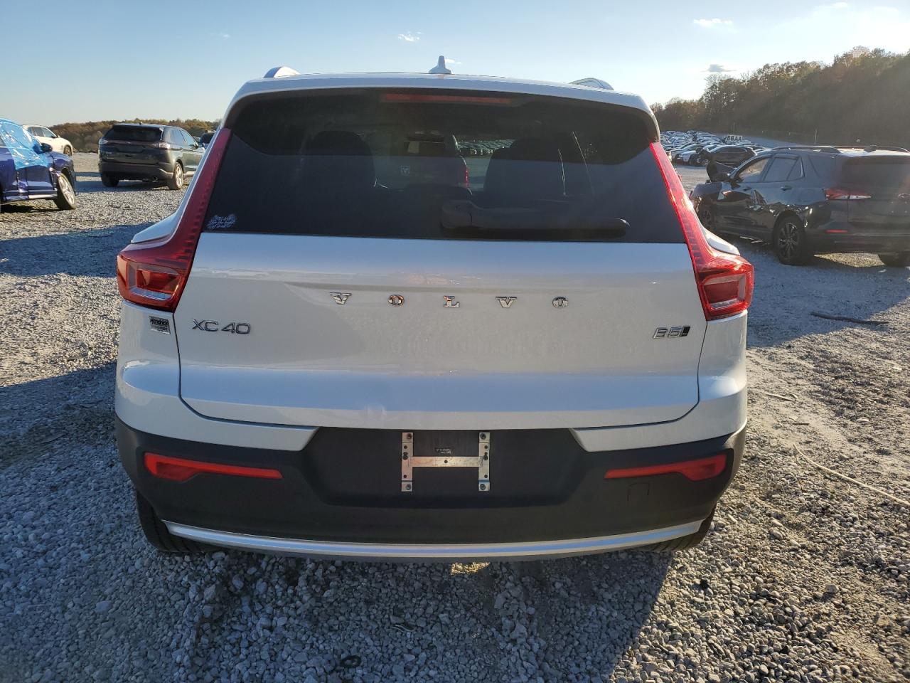 2023 VOLVO XC40 PLUS VIN:YV4L12UE1P2051871