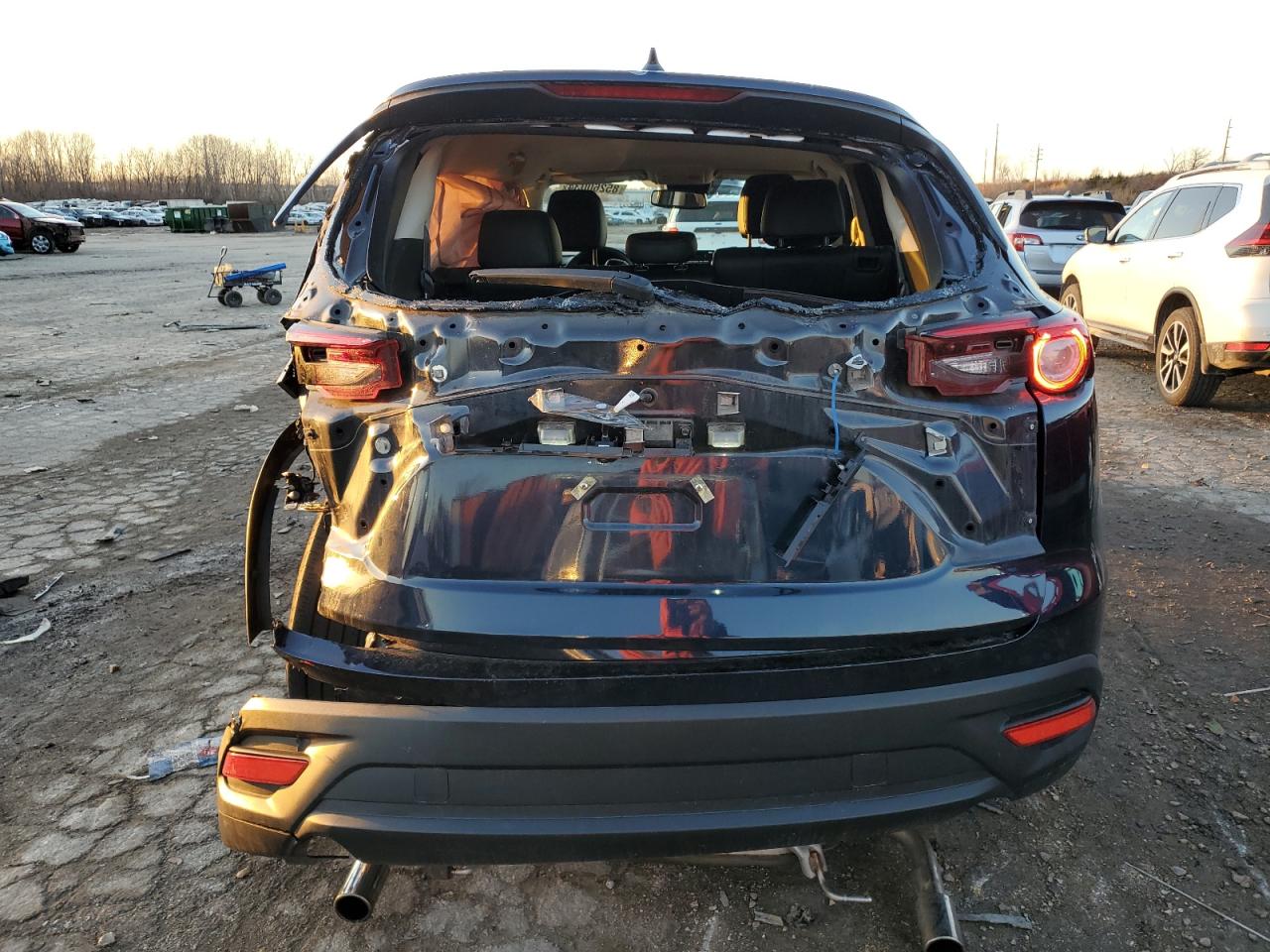 2022 MAZDA CX-9 TOURING VIN:JM3TCBCY4N0602027