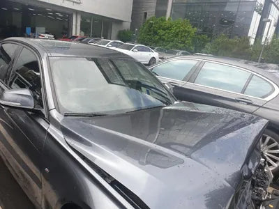 2017 BMW 330 WBA8B9103HK704643 VIN:WBA8B9103HK704643