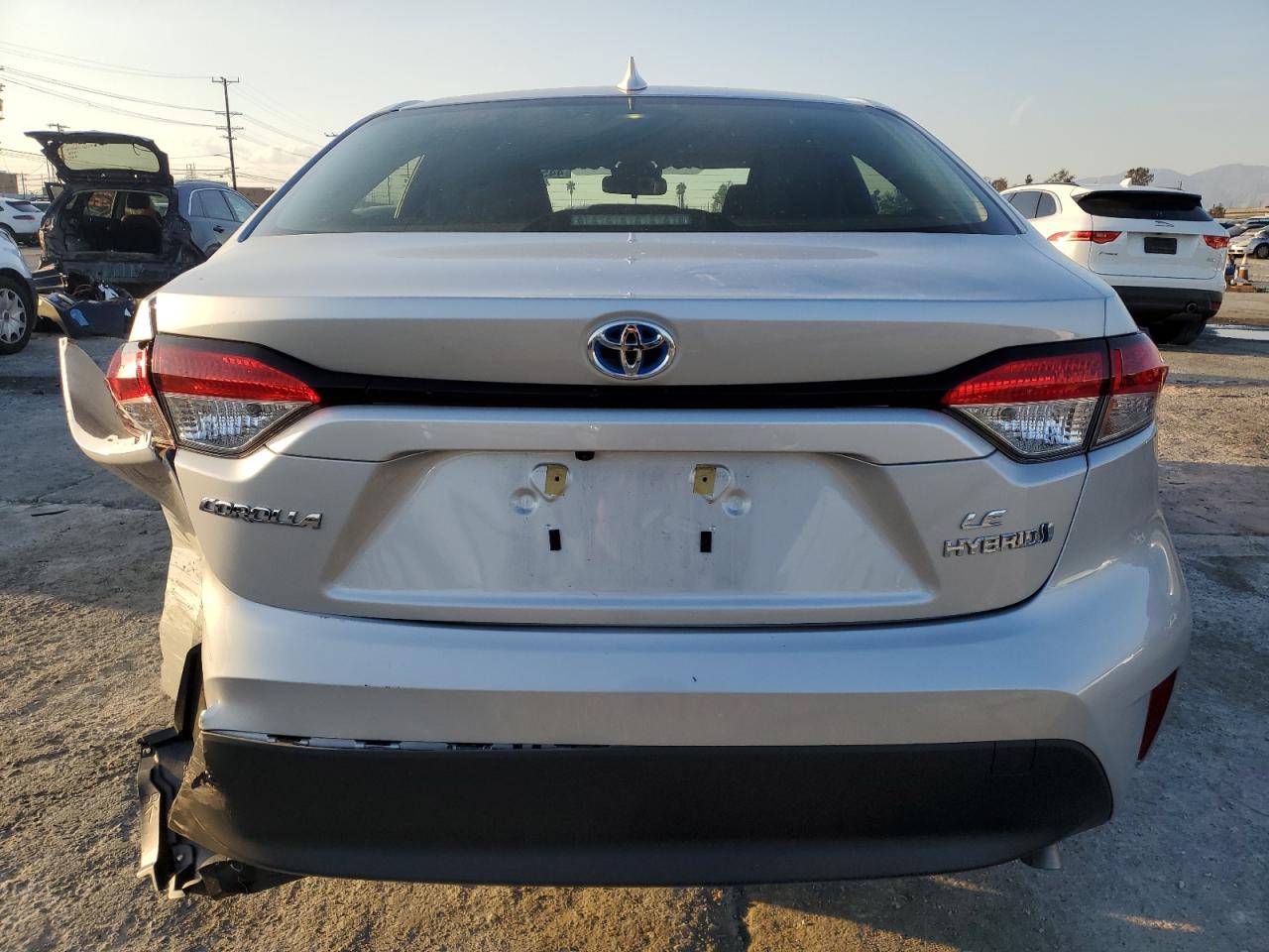 2024 TOYOTA COROLLA LE VIN:JTDBCMFE0RJ028818