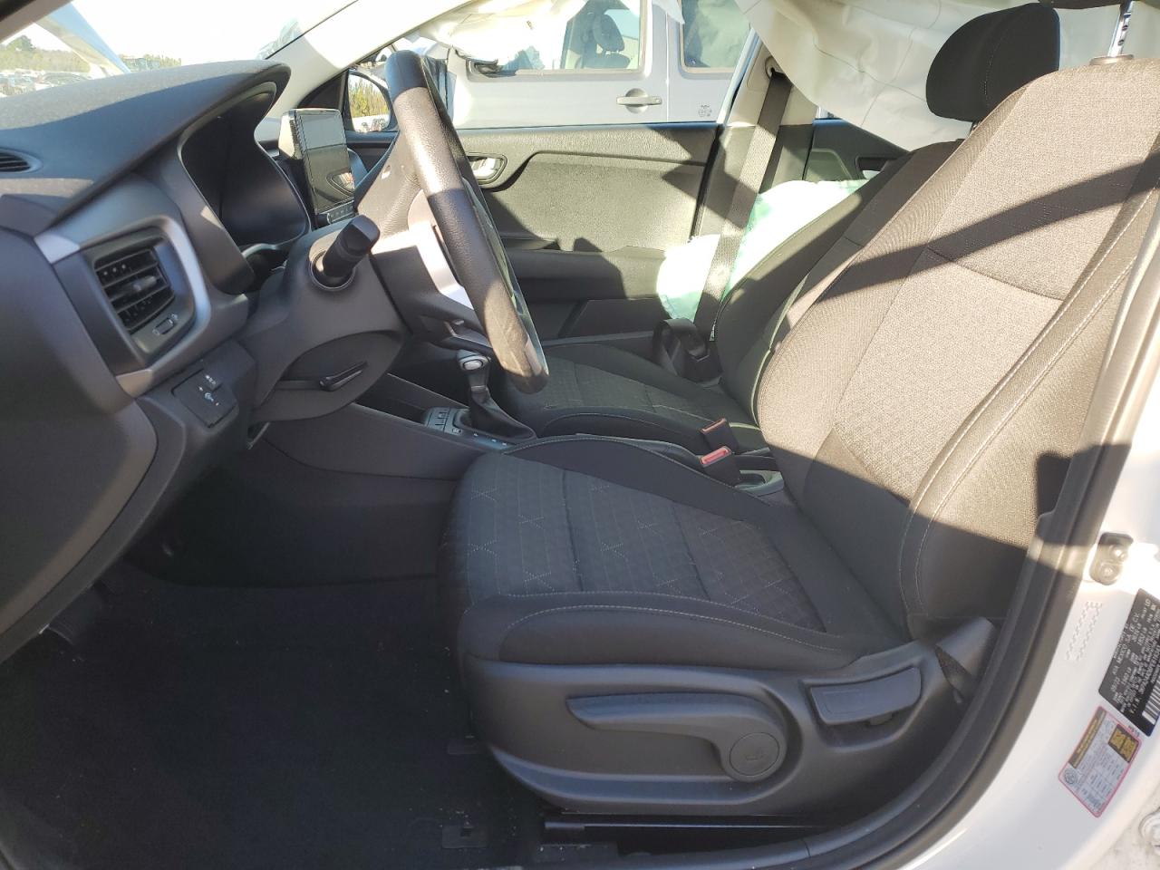 2023 KIA RIO LX VIN:1G1JD5SB1H4110914