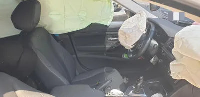 2016 BMW 320 WBA8Y7106GG395951 VIN:WBA8Y7106GG395951