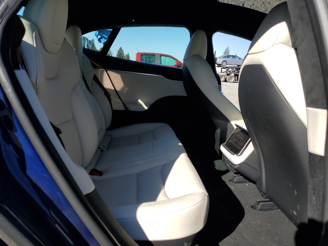 2022 TESLA MODEL S  VIN:5YJSA1E52NF490630