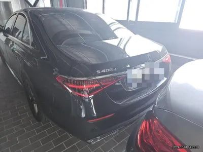 2022 Mercedes-Benz S 400 VIN: