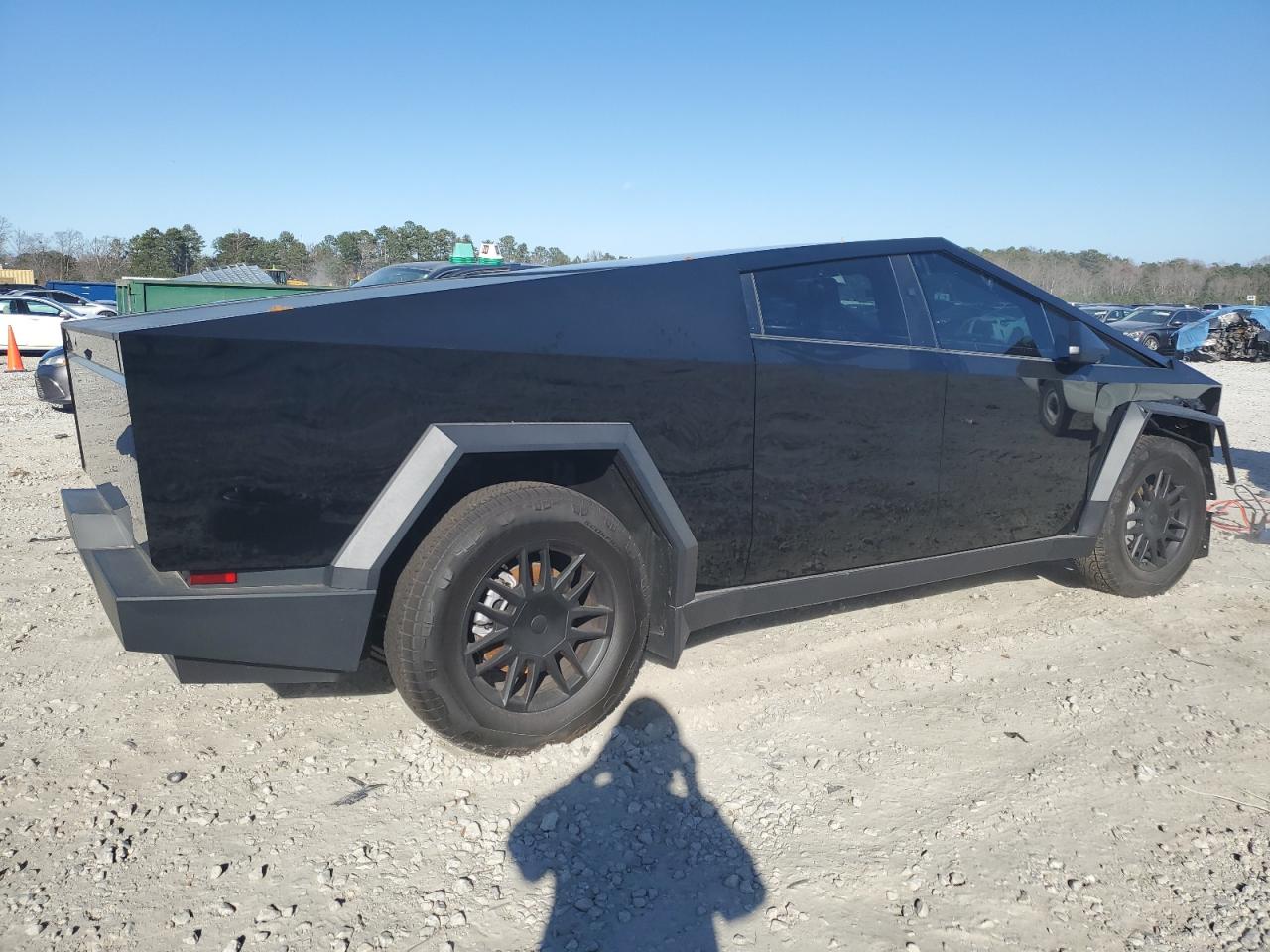 2024 TESLA CYBERTRUCK  VIN:7G2CEHED5RA031214