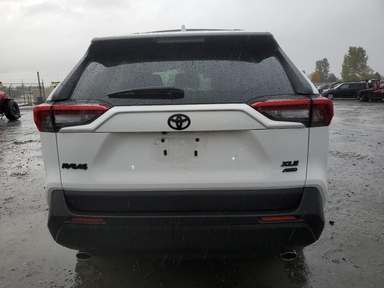 2023 TOYOTA RAV4 XLE VIN:2T3P1RFV6PC376535