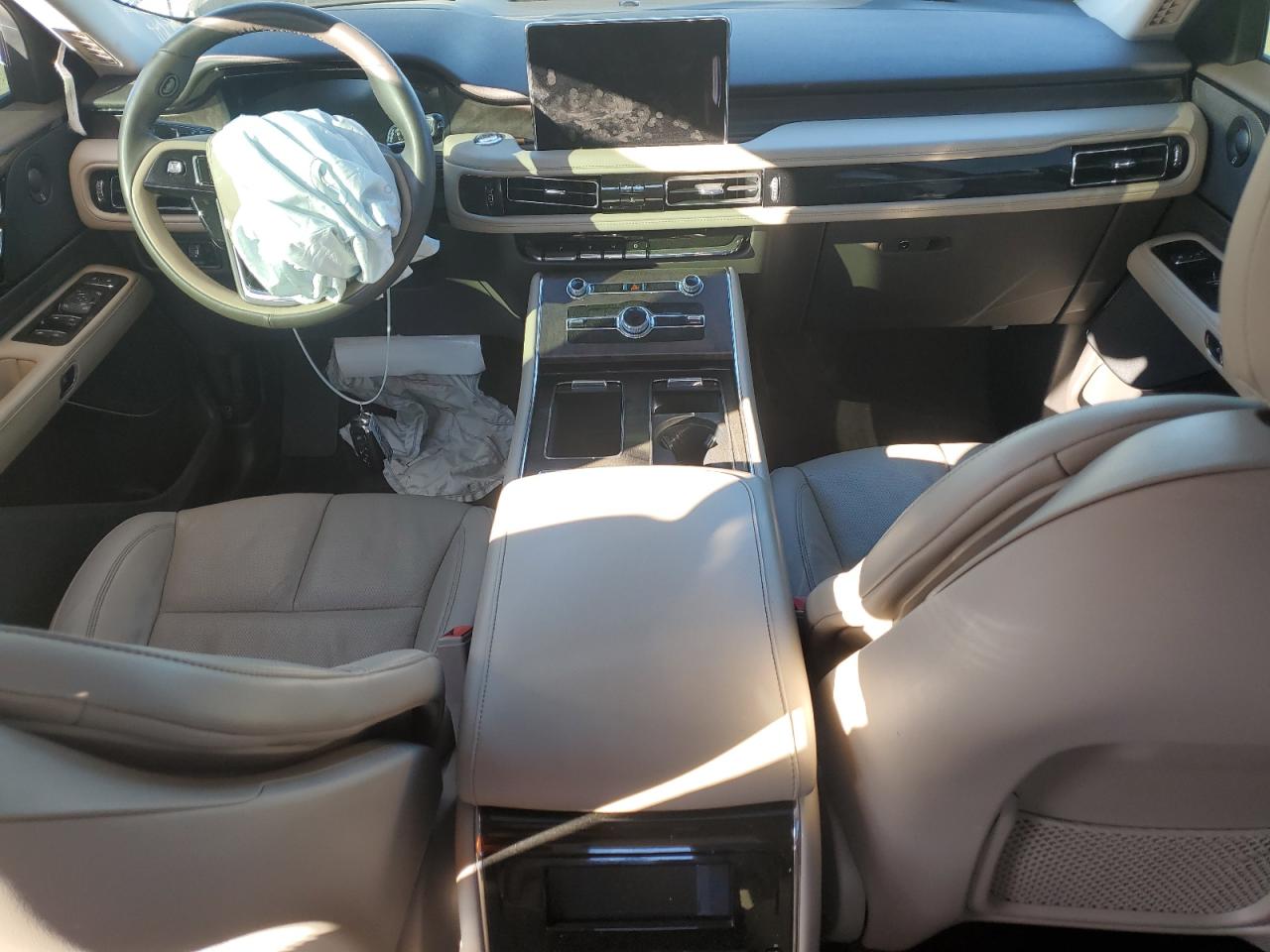 2023 LINCOLN AVIATOR RESERVE VIN:5LM5J7WC3PGL18900