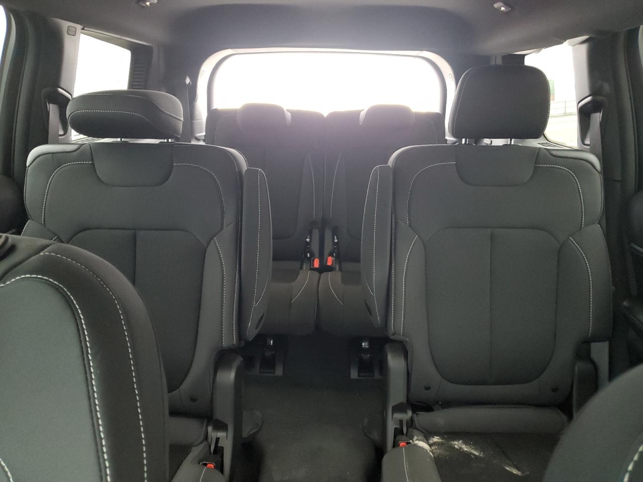 2024 JEEP GRAND CHEROKEE L LAREDO VIN:1C4RJKAG8R8548001