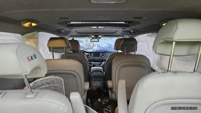 2016 Kia Carnival VIN: