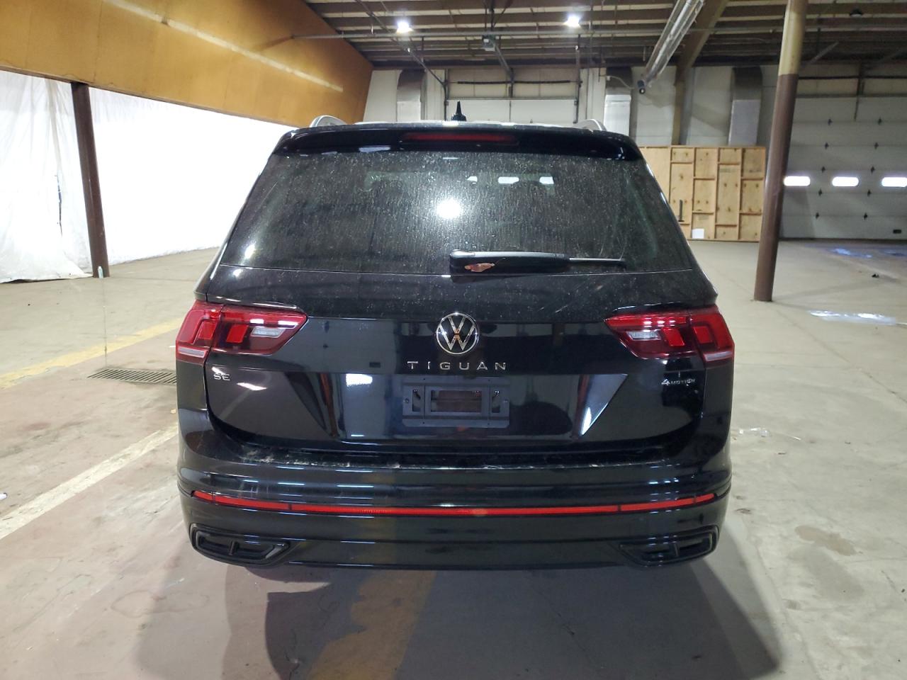 2024 VOLKSWAGEN TIGUAN SE R-LINE BLACK VIN:3VV8B7AX0RM103979