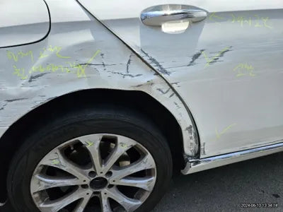 2019 Mercedes-Benz E 300 VIN: