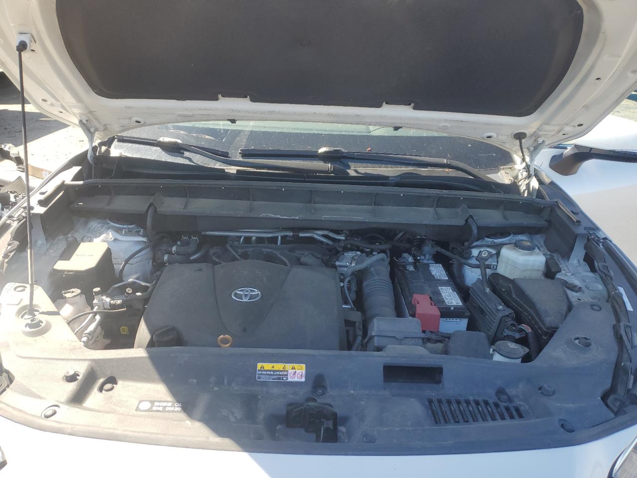 2022 TOYOTA HIGHLANDER XLE VIN:5TDGZRBH2NS573577