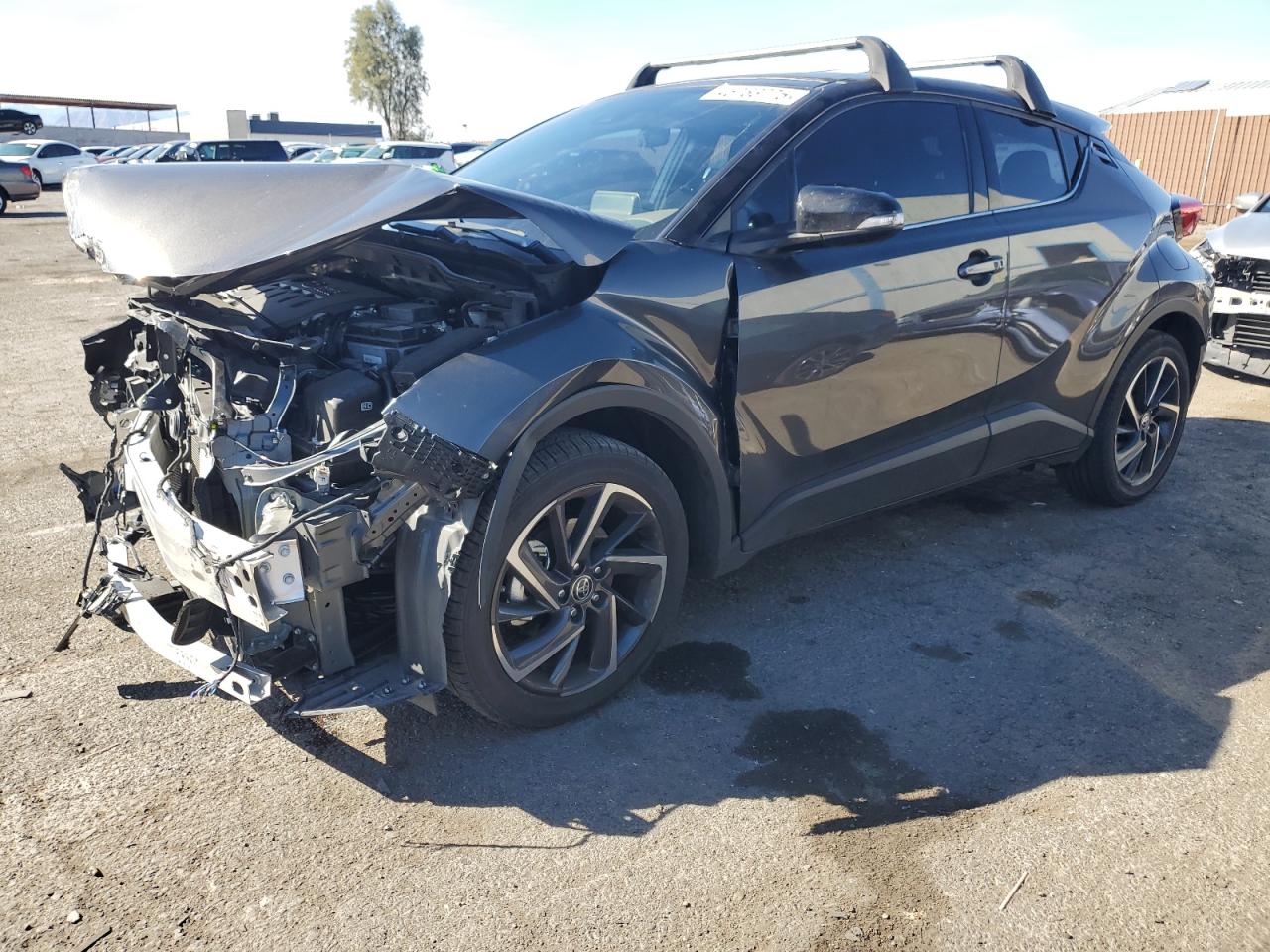 2022 TOYOTA C-HR XLE VIN:NMTKHMBX8NR144594