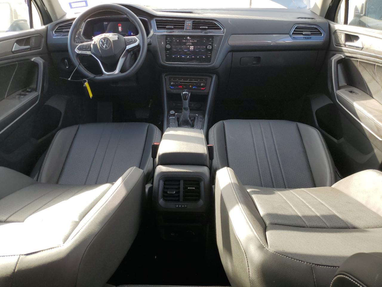 2023 VOLKSWAGEN TIGUAN SE VIN:3VV3B7AX5PM003464