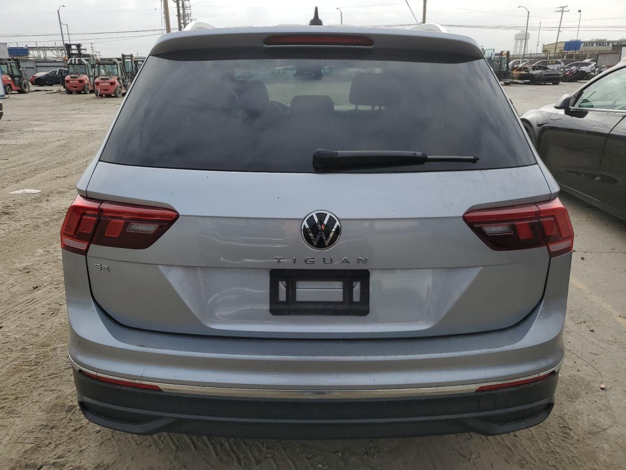 2023 VOLKSWAGEN TIGUAN SE VIN:3VV3B7AX4PM001592