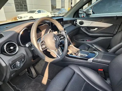 2021 Mercedes-Benz GLC 300 VIN: