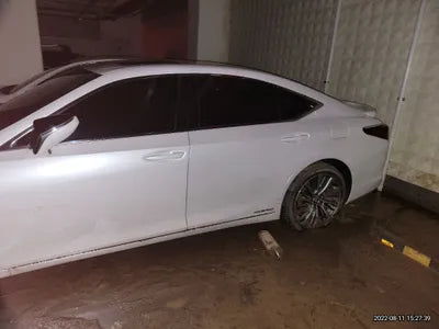 2018 Lexus ES 300 VIN:
