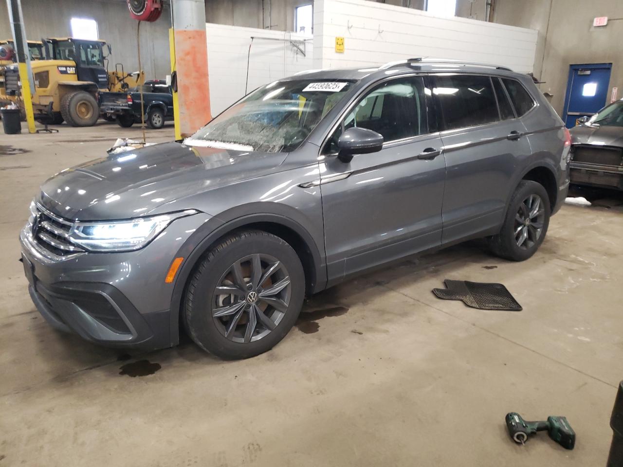 2022 VOLKSWAGEN TIGUAN SE VIN:3VV2B7AX9NM111627