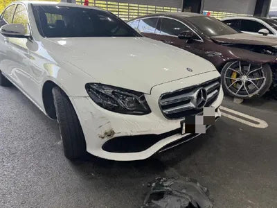 2016 Mercedes-Benz E 220 VIN: