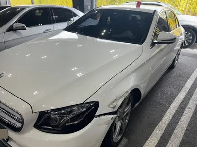 2016 Mercedes-Benz E 220 VIN: