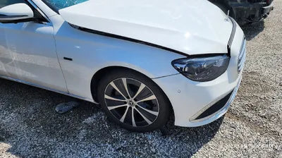 2021 Mercedes-Benz E 300 VIN: