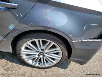 2018 Audi A3 WAUZZZ8V3J1081831 VIN:WAUZZZ8V3J1081831