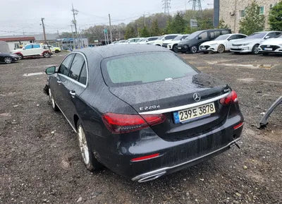 2021 Mercedes-Benz E 220 W1KZF0FB0MA933045 VIN:W1KZF0FB0MA933045