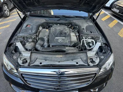 2018 Mercedes-Benz E 300 VIN: