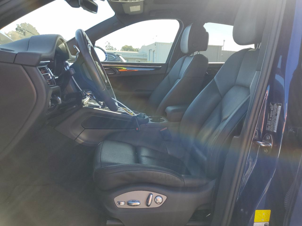 2023 PORSCHE MACAN BASE VIN:WP1AA2A55PLB11433