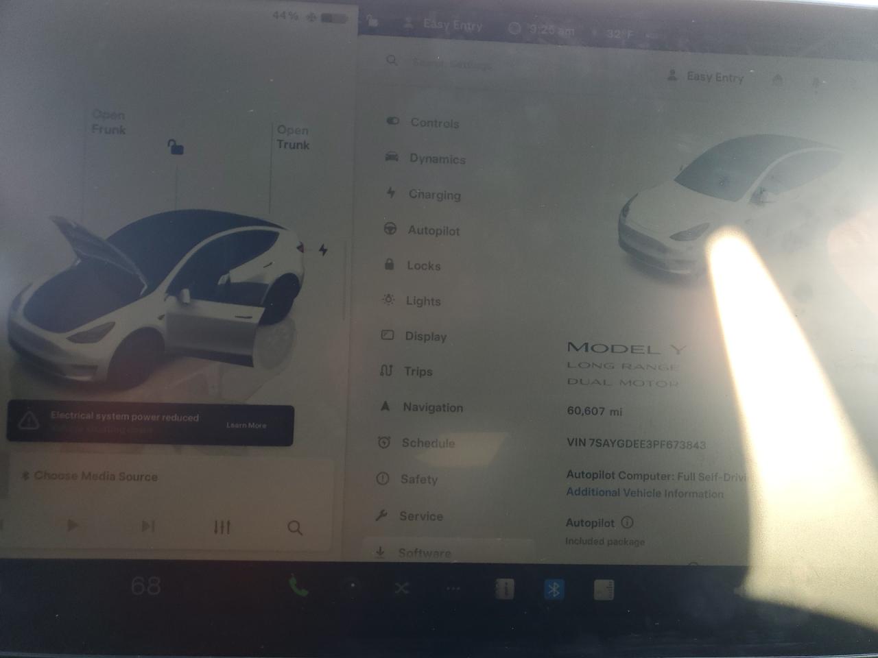 2023 TESLA MODEL Y  VIN:7SAYGDEE3PF673843