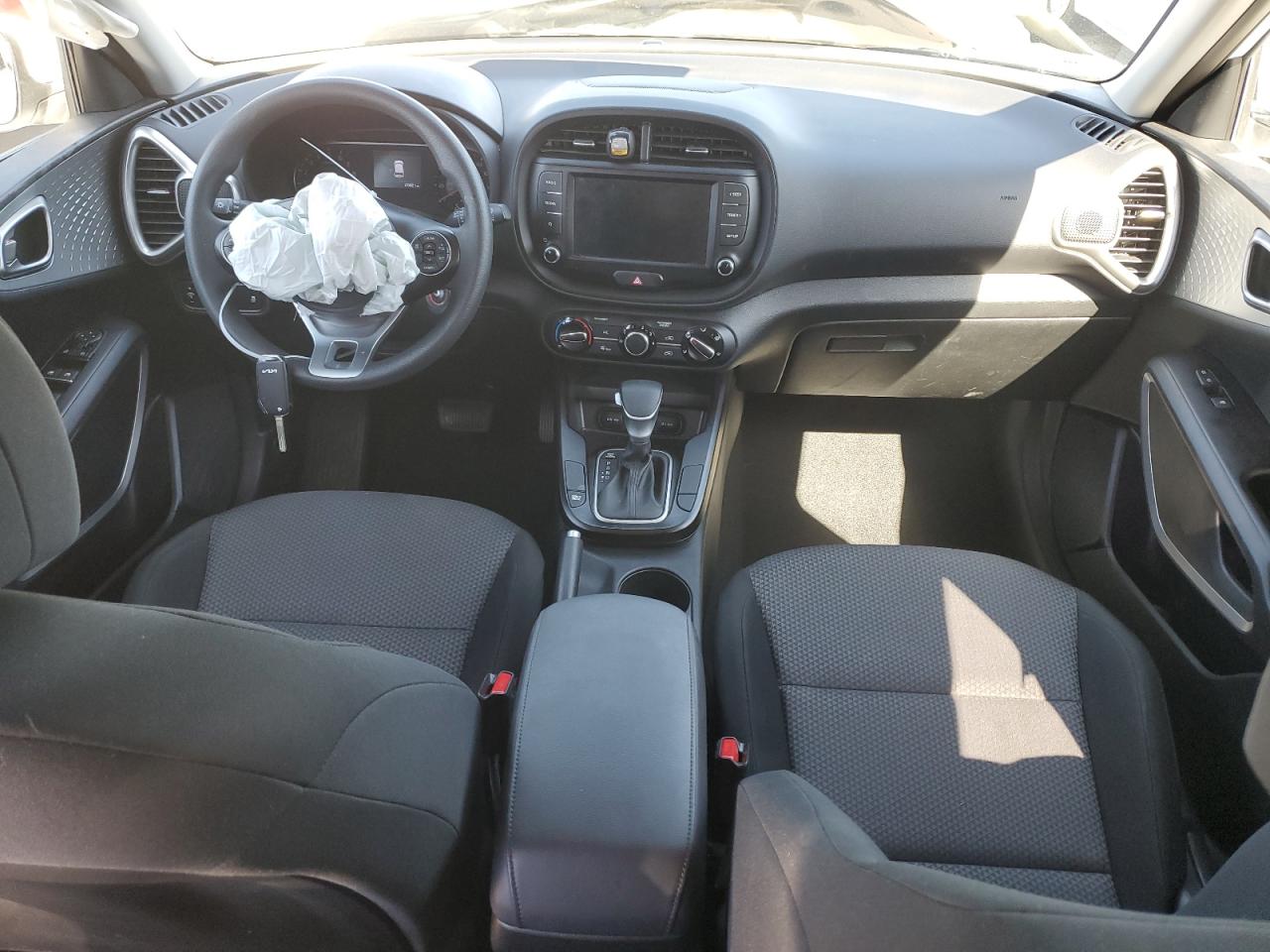 2022 KIA SOUL LX VIN:KNDJ23AU6N7157662