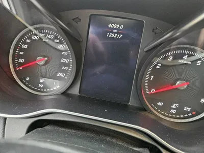 2015 Mercedes-Benz C 200 VIN: