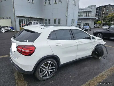2018 Mercedes-Benz GLA 220 WDCTG4FB2KJ553829 VIN:WDCTG4FB2KJ553829