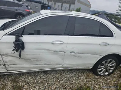 2017 Mercedes-Benz E 220 VIN: