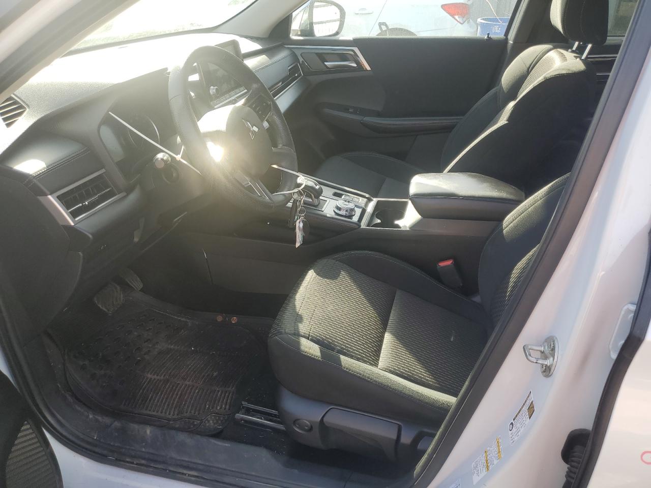 2022 MITSUBISHI OUTLANDER ES VIN:JA4J3TA82NZ063633