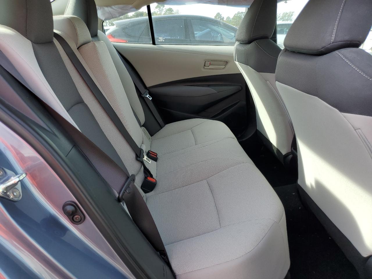 2022 TOYOTA COROLLA LE VIN:5YFEPMAE0NP384717