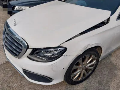2016 Mercedes-Benz E 220 VIN: