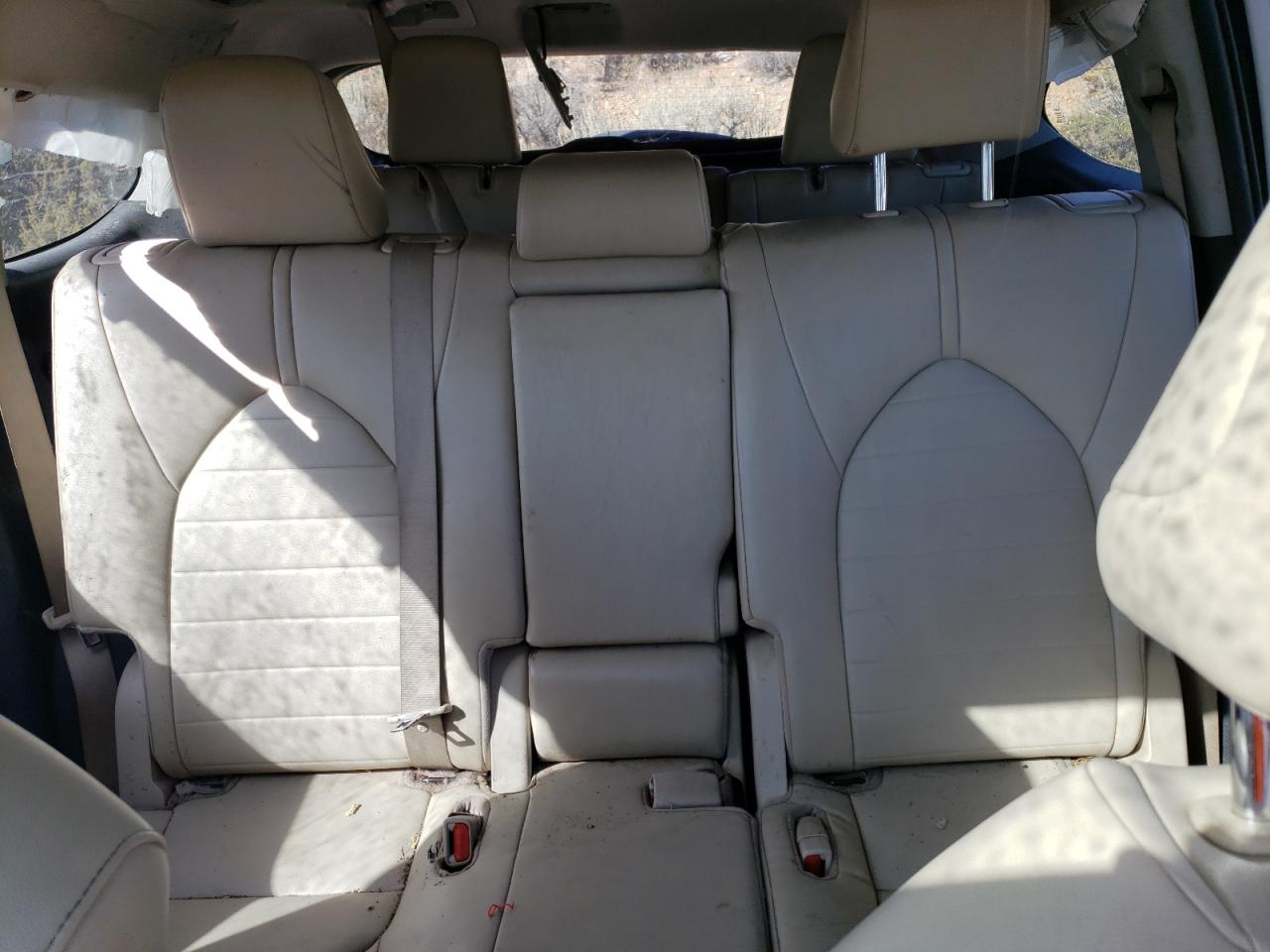 2022 TOYOTA HIGHLANDER XLE VIN:5TDHZRBH1NS191173