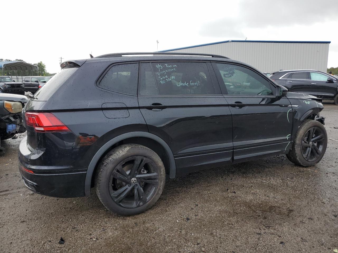 2023 VOLKSWAGEN TIGUAN SE R-LINE BLACK VIN:3VVCB7AX3PM030579