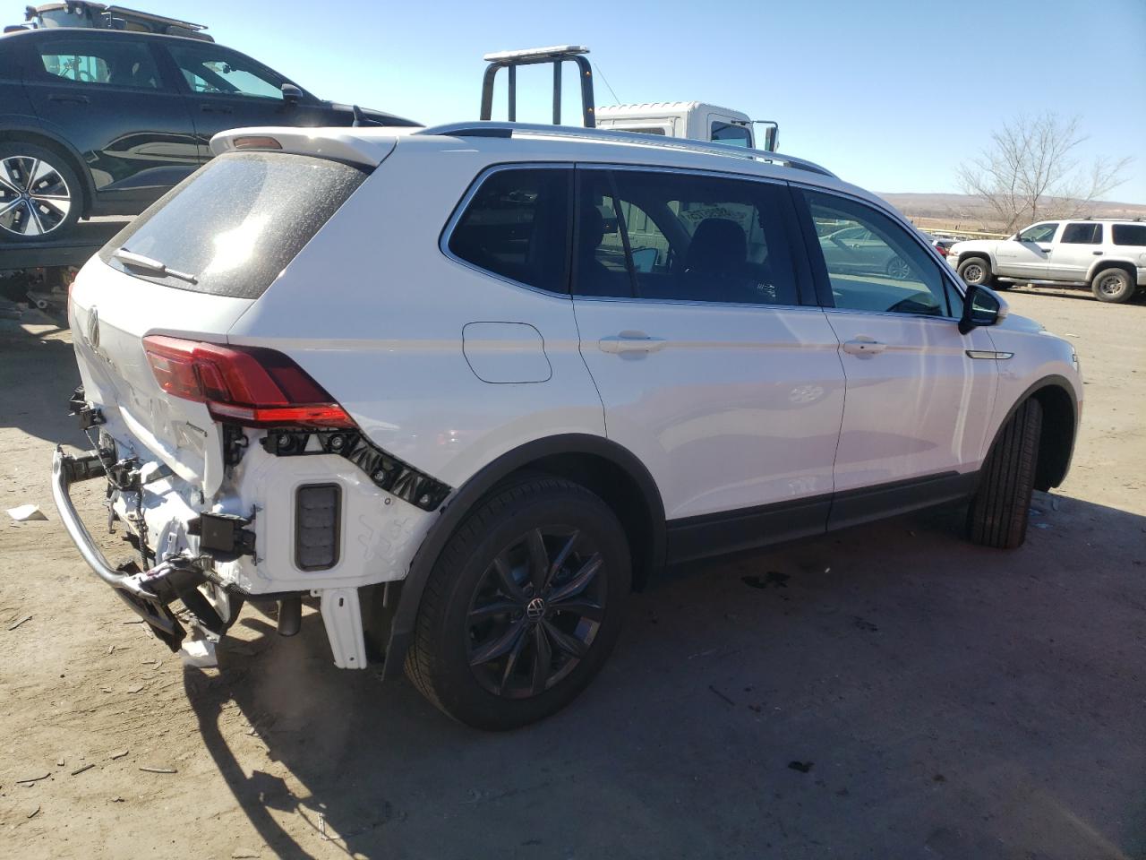 2024 VOLKSWAGEN TIGUAN SE VIN:3VV2B7AX9RM176127