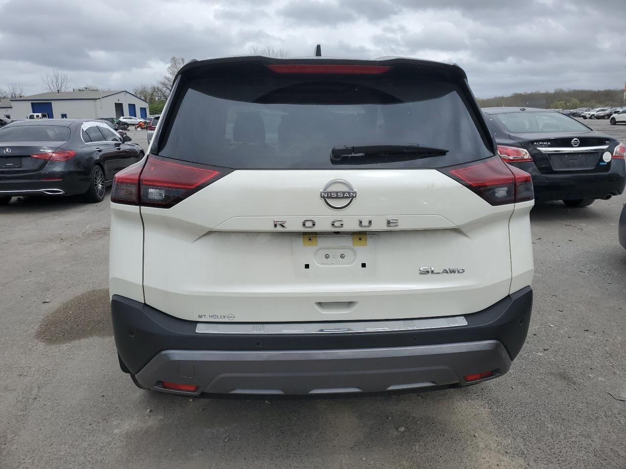 2022 NISSAN ROGUE SL VIN:JN8BT3CB8NW333585
