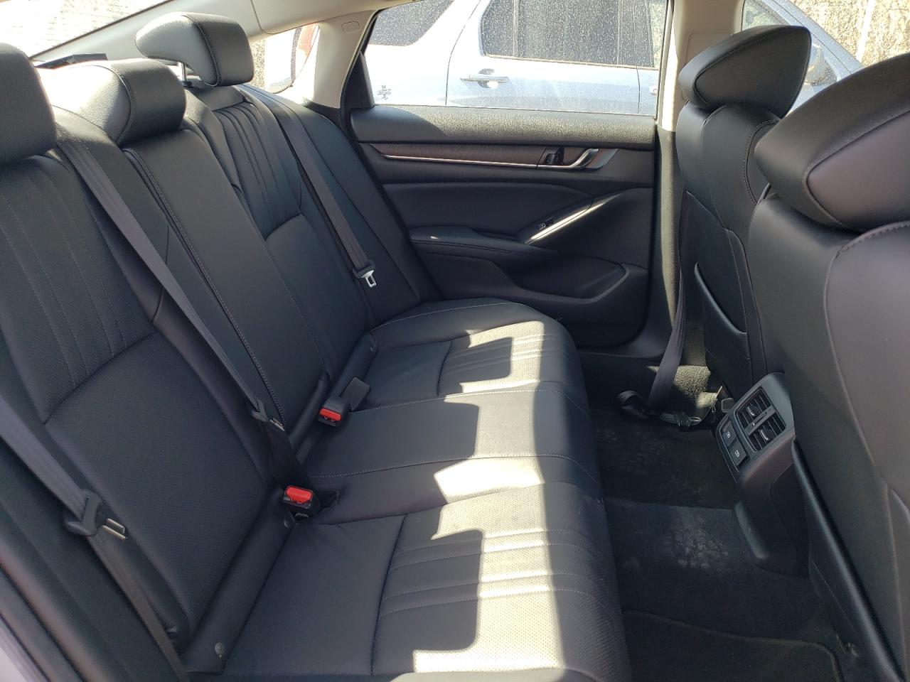 2022 HONDA ACCORD HYBRID EXL VIN:1HGCV3F50NA015197