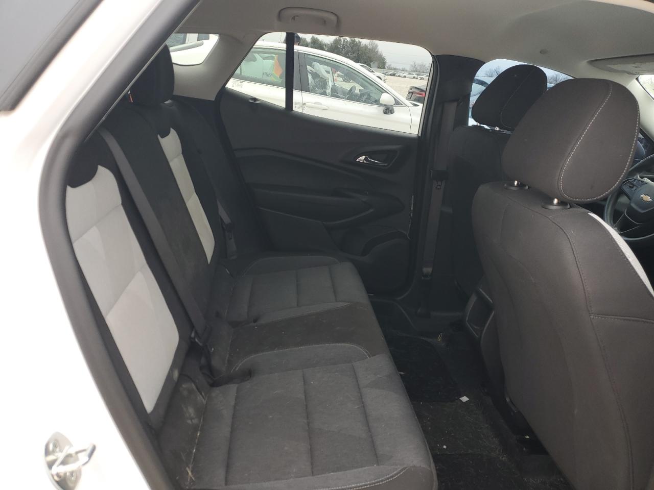 2024 CHEVROLET TRAX LS VIN:KL77LFE26RC031832