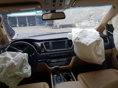 2017 Kia Carnival VIN: