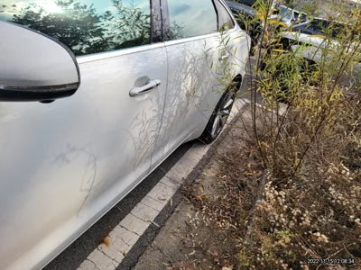 2016 Jaguar XJ SAJAA229XGNV99979 VIN:SAJAA229XGNV99979