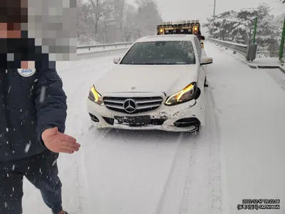 2014 Mercedes-Benz E 220 VIN: