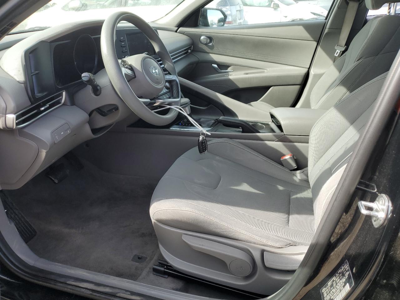 2022 HYUNDAI ELANTRA SEL VIN:KMHLM4AG8NU352436