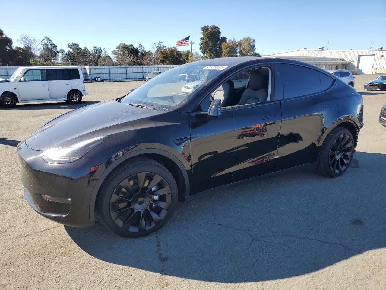 2023 TESLA MODEL Y  VIN:7SAYGAEE9PF900760